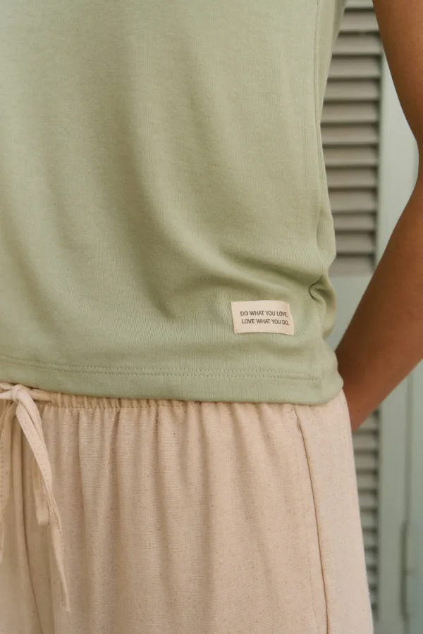 REMERA BABY RIB CON ETIQUETA