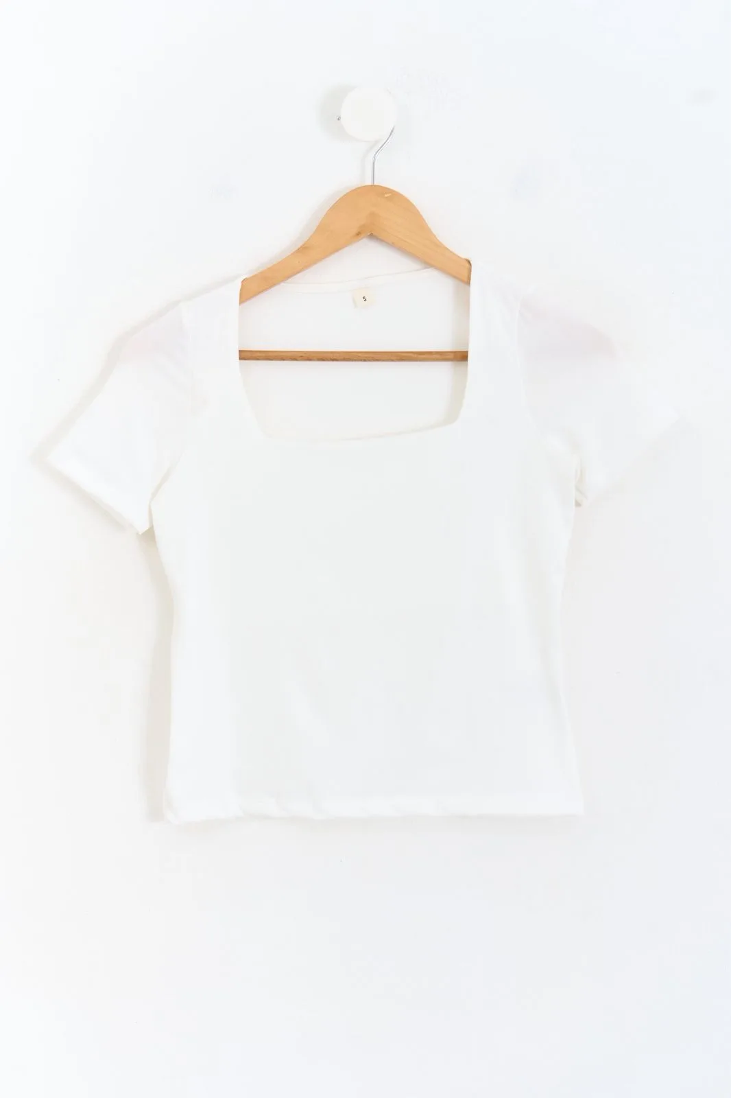 REMERA MODAL SOFT ESCOTE CUADRADO - Imagen 8