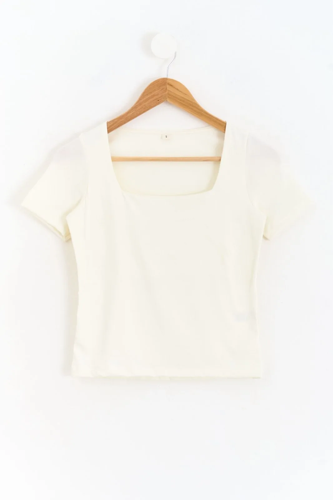REMERA MODAL SOFT ESCOTE CUADRADO - Imagen 9