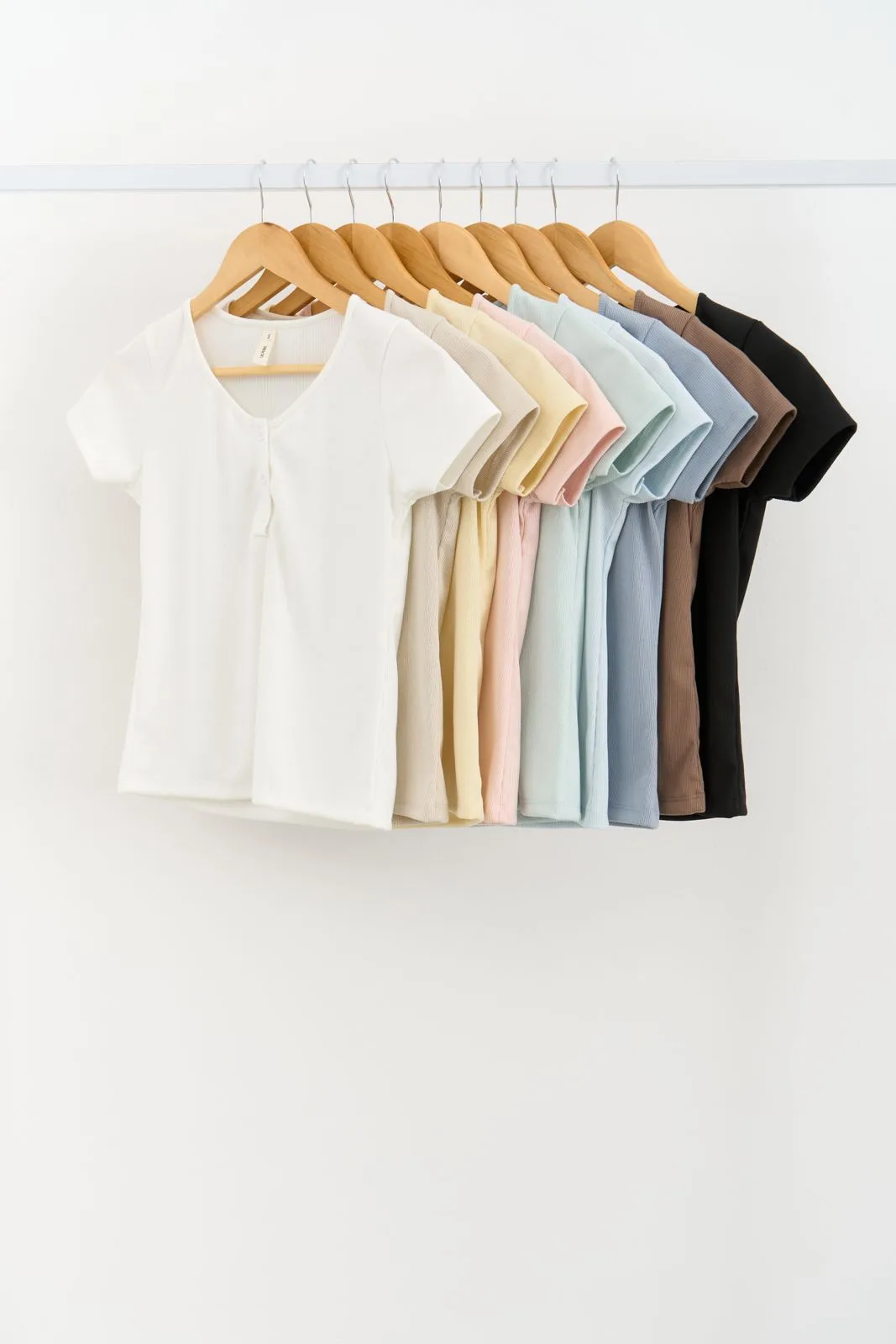 REMERA MORLEY ALGODON BOTONES