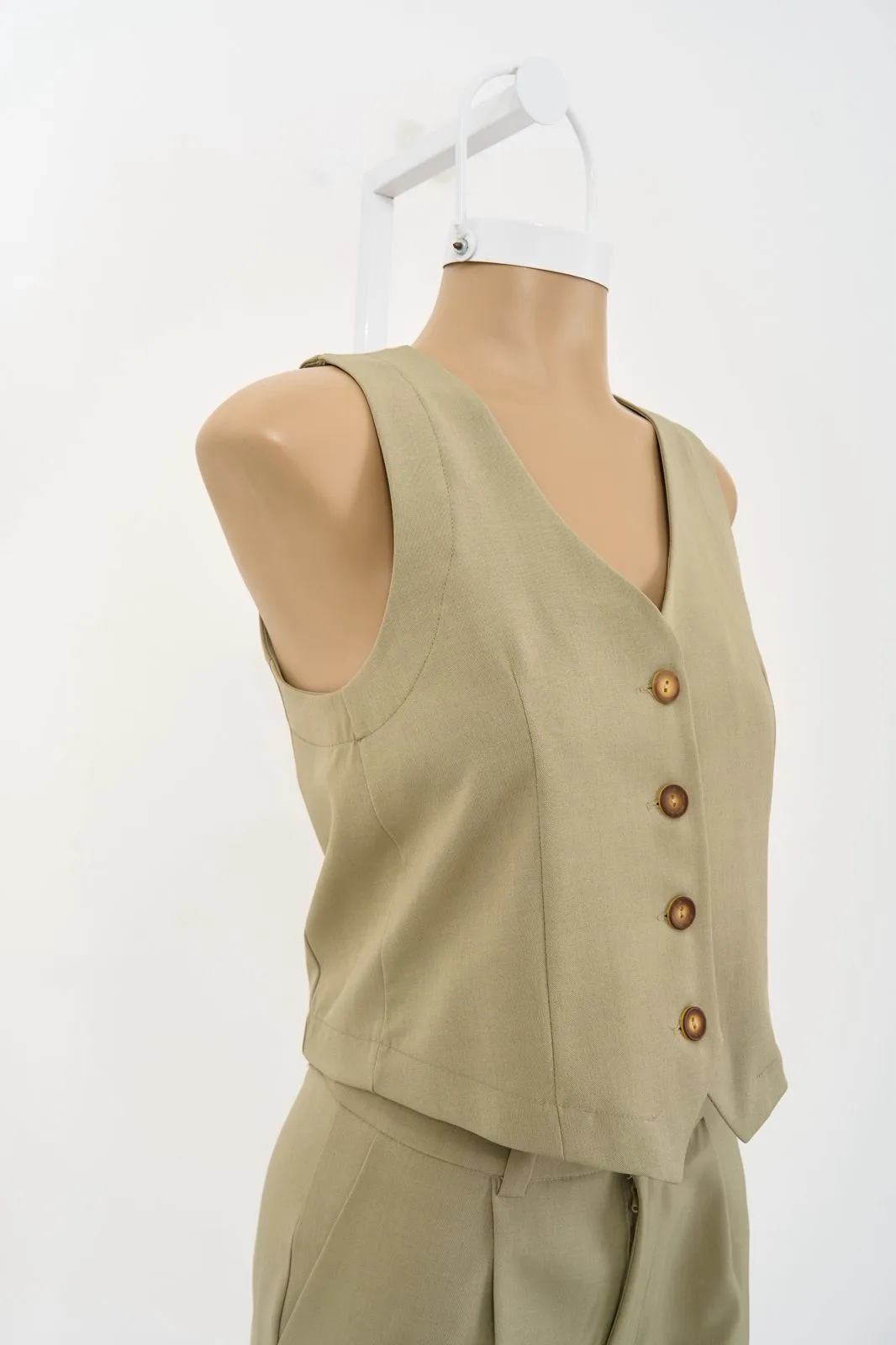 CHALECO SASTRERO CLAIR CON PINZA - Imagen 9