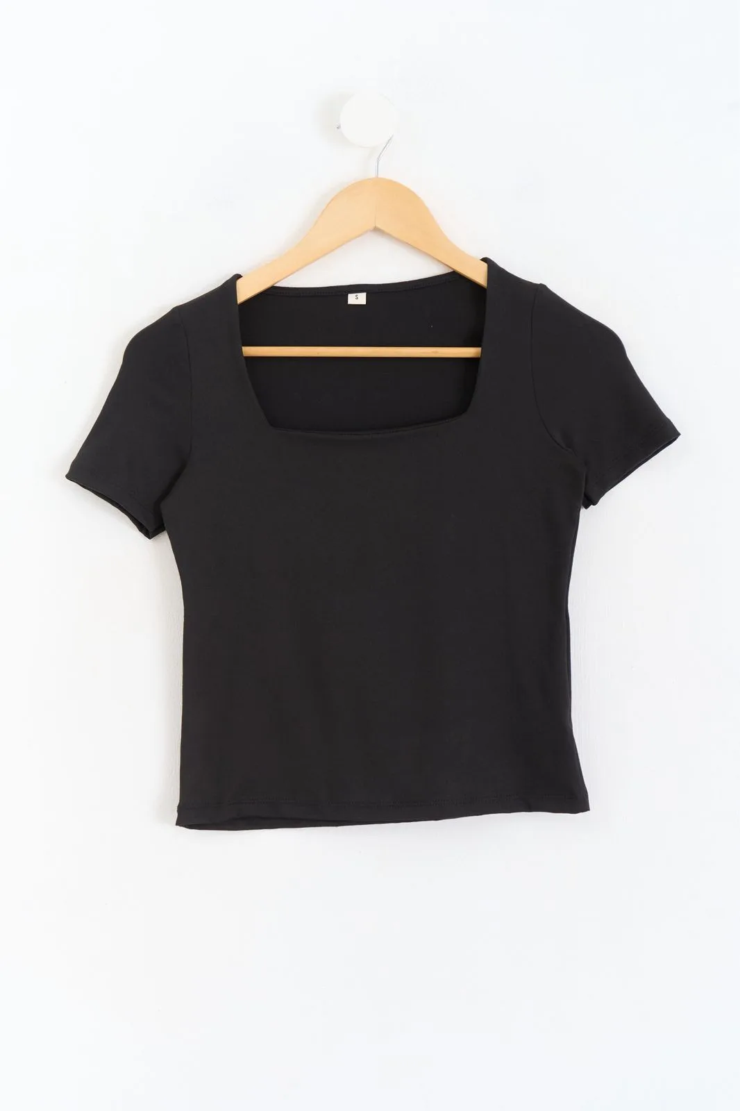 REMERA MODAL SOFT ESCOTE CUADRADO - Imagen 16