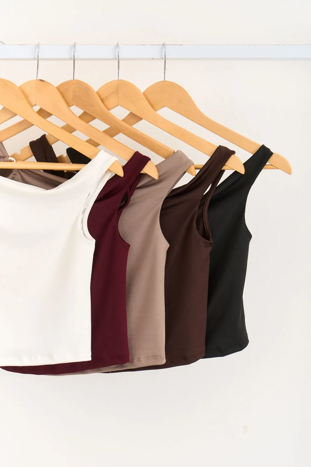 TOP MICROFIBRA CON HEBILLA - Imagen 4