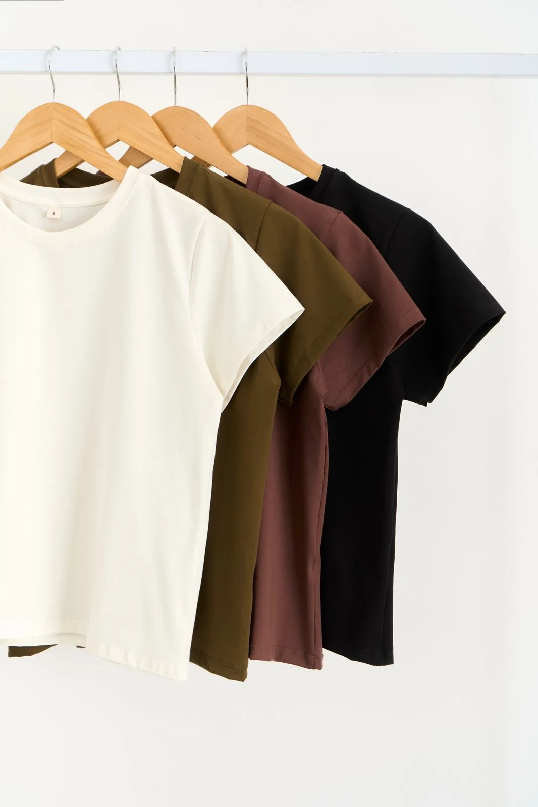 REMERA BASICA ALGODON FRESCO - Imagen 2